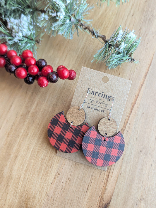 Buffalo Plaid Wood Circle